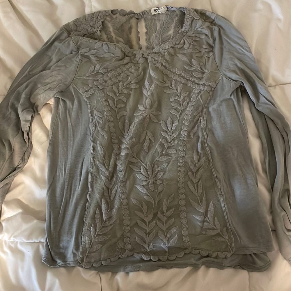 Long sleeve jolt top